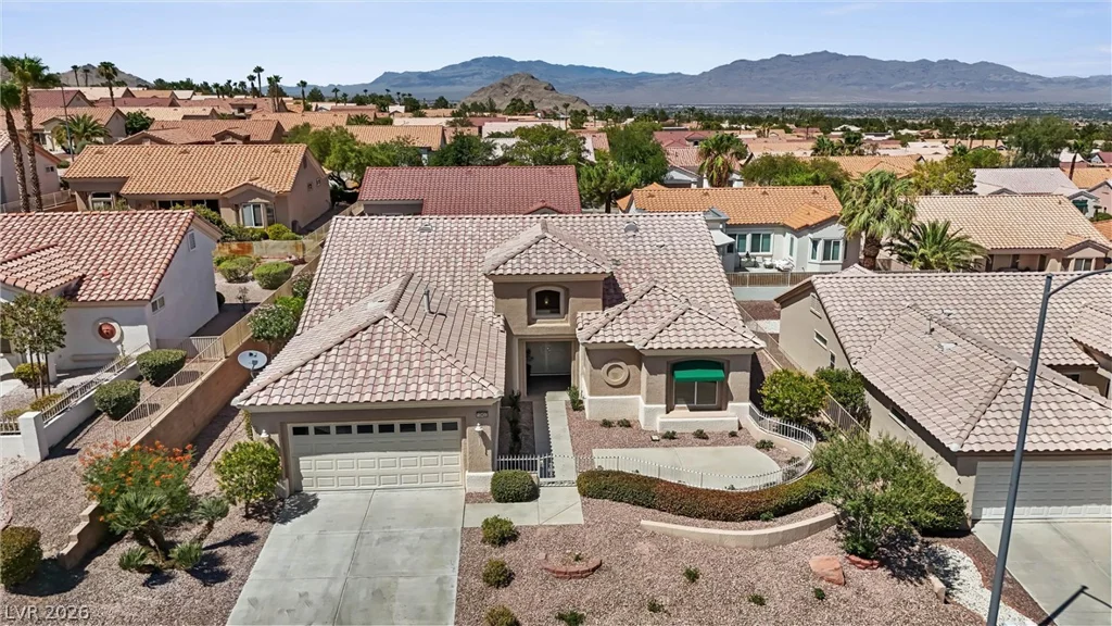 10400 Willamette, Las Vegas, NV 89134
