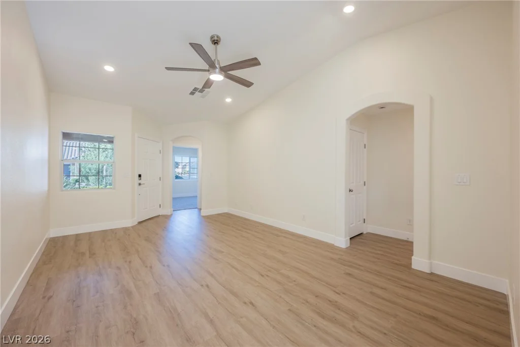 9260 Lopseed, Las Vegas, NV 89149