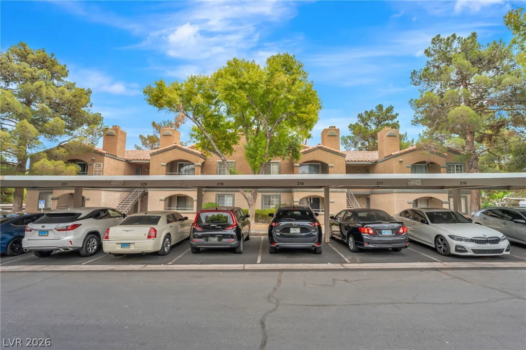 220 Mission Newport, Las Vegas, NV 89107