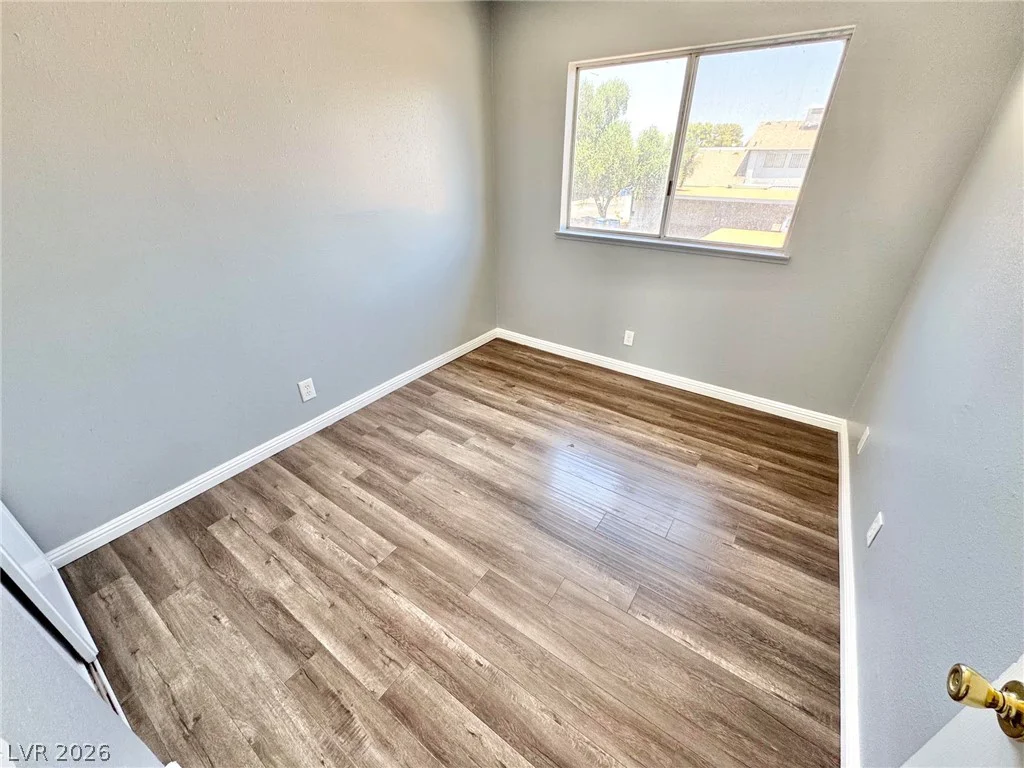 3911 Hartford, Las Vegas, NV 89102