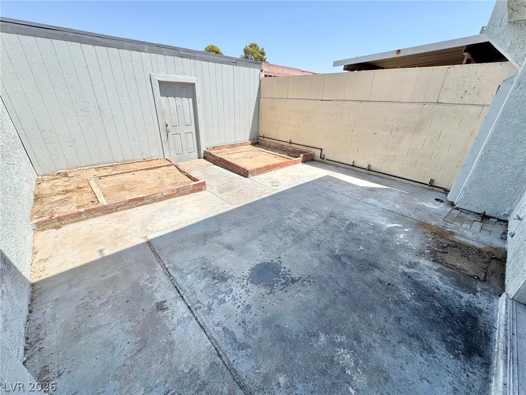 3911 Hartford, Las Vegas, NV 89102