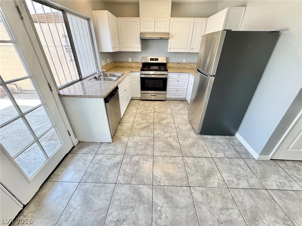 3911 Hartford, Las Vegas, NV 89102