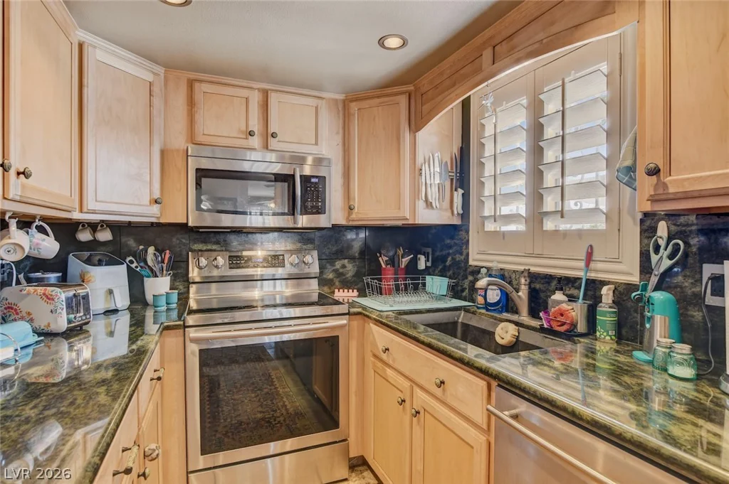 549 Bonita, Las Vegas, NV 89104