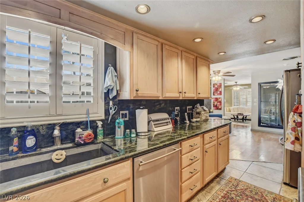 549 Bonita, Las Vegas, NV 89104