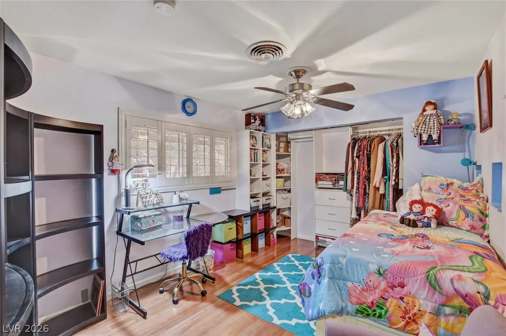 549 Bonita, Las Vegas, NV 89104