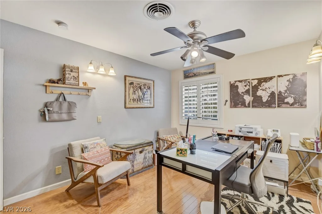 549 Bonita, Las Vegas, NV 89104