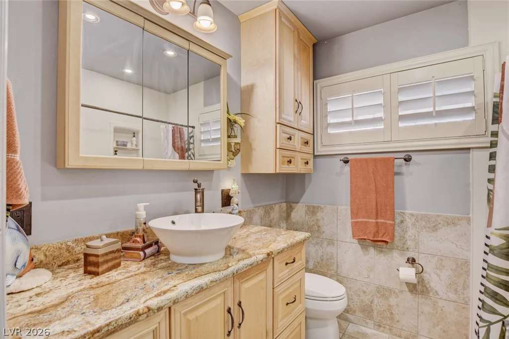 549 Bonita, Las Vegas, NV 89104