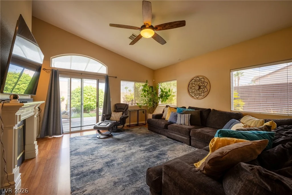 498 Beaconwood, Henderson, NV 89052