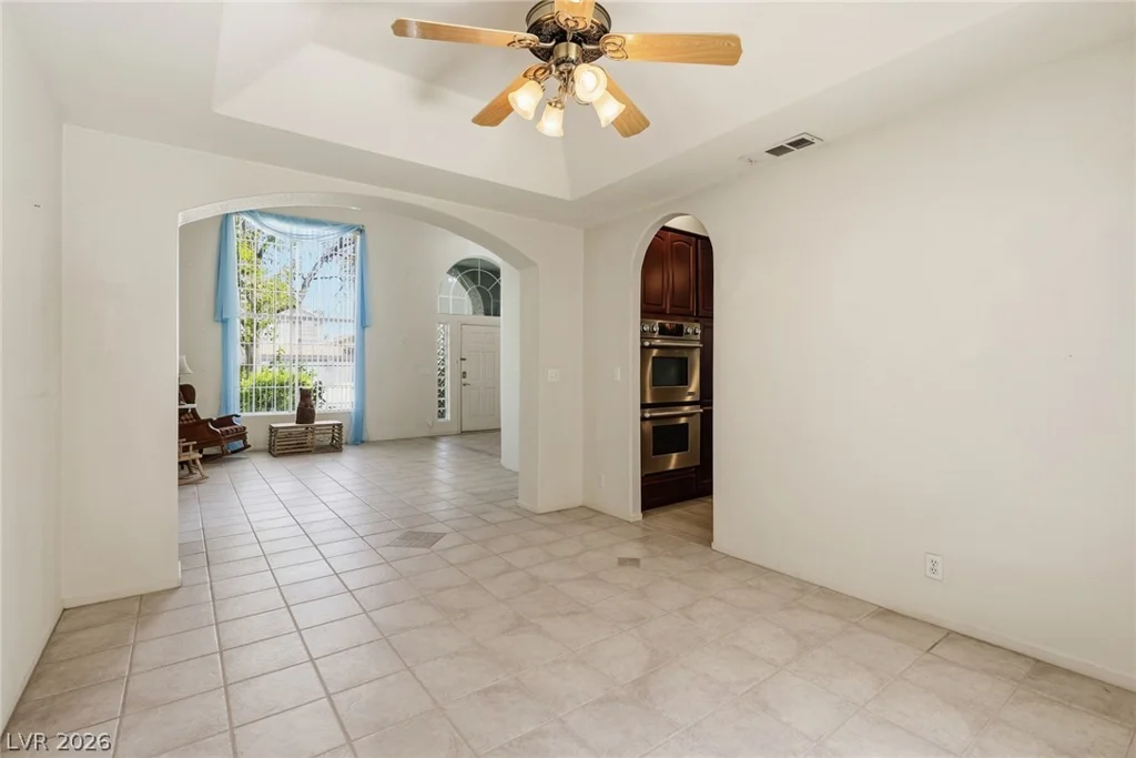 7789 Brook Valley, Las Vegas, NV 89123