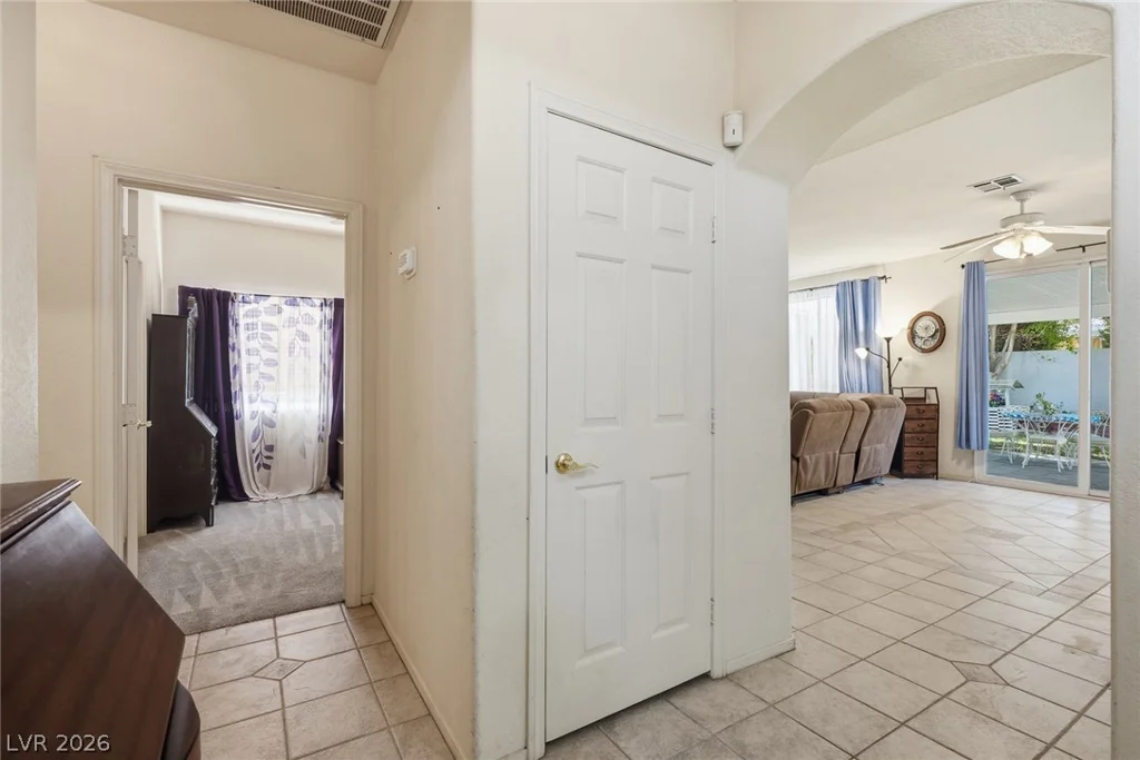 7789 Brook Valley, Las Vegas, NV 89123