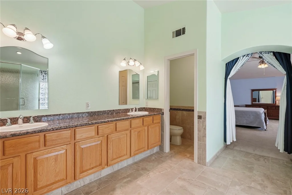 7789 Brook Valley, Las Vegas, NV 89123