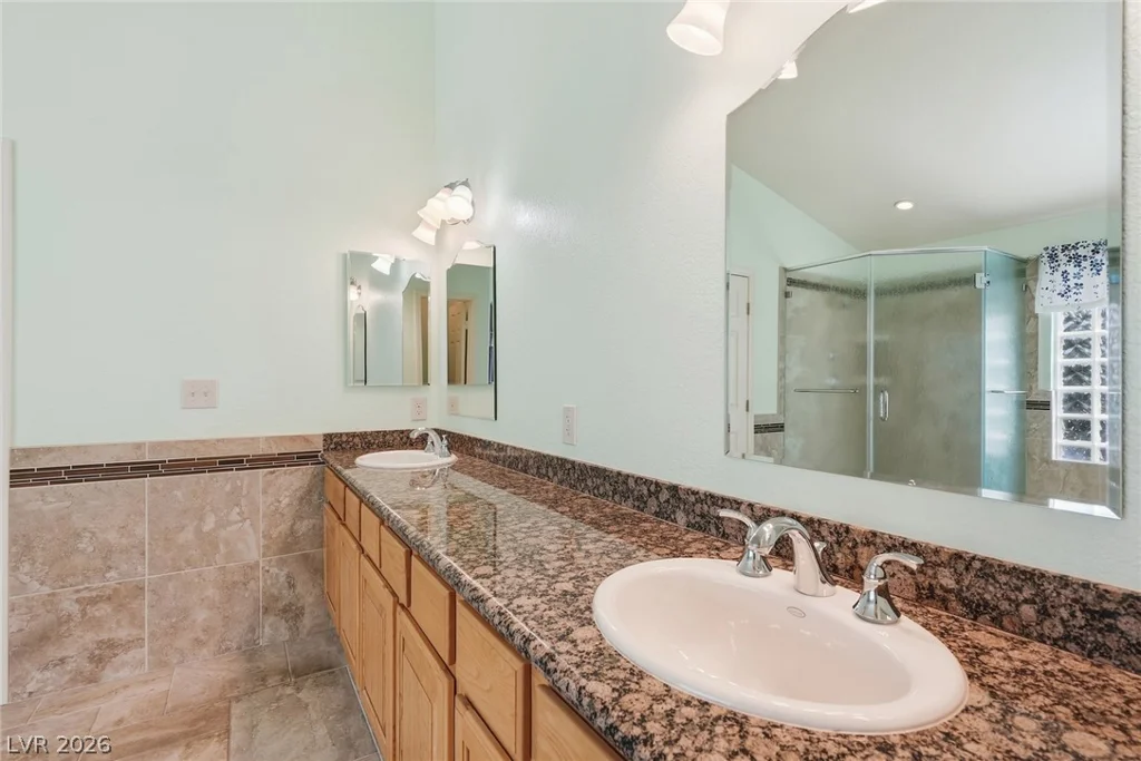 7789 Brook Valley, Las Vegas, NV 89123