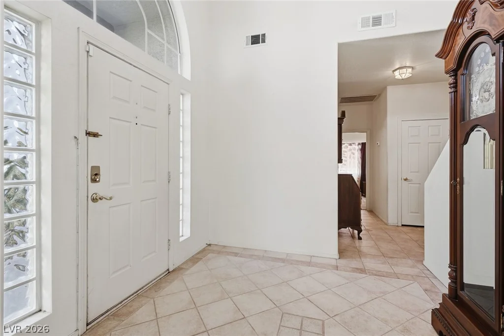 7789 Brook Valley, Las Vegas, NV 89123
