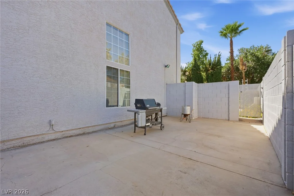 7789 Brook Valley, Las Vegas, NV 89123