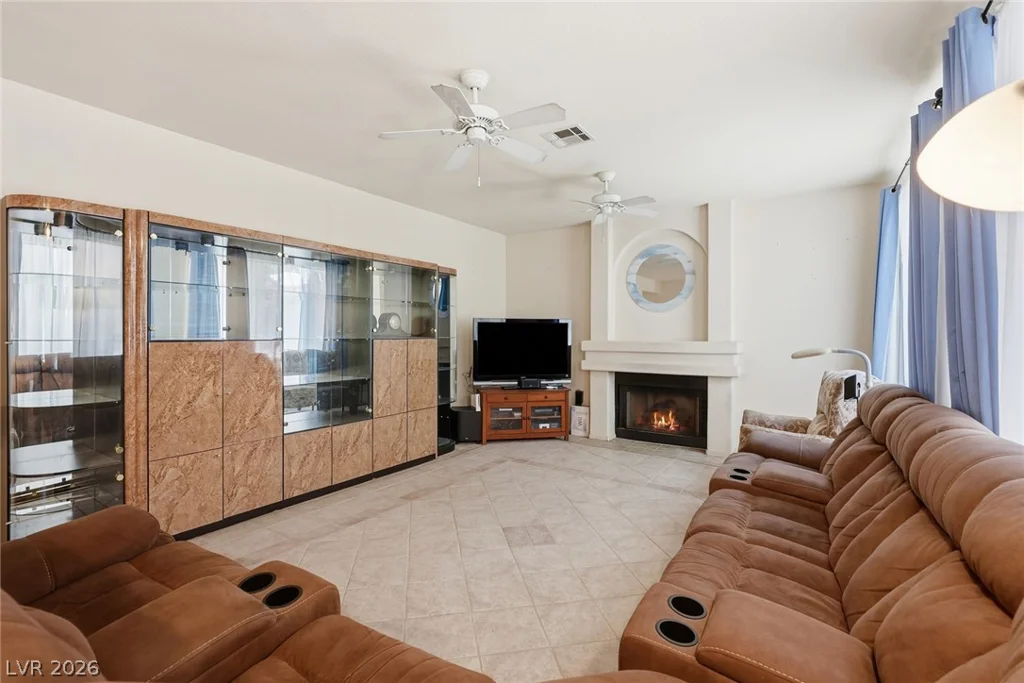 7789 Brook Valley, Las Vegas, NV 89123