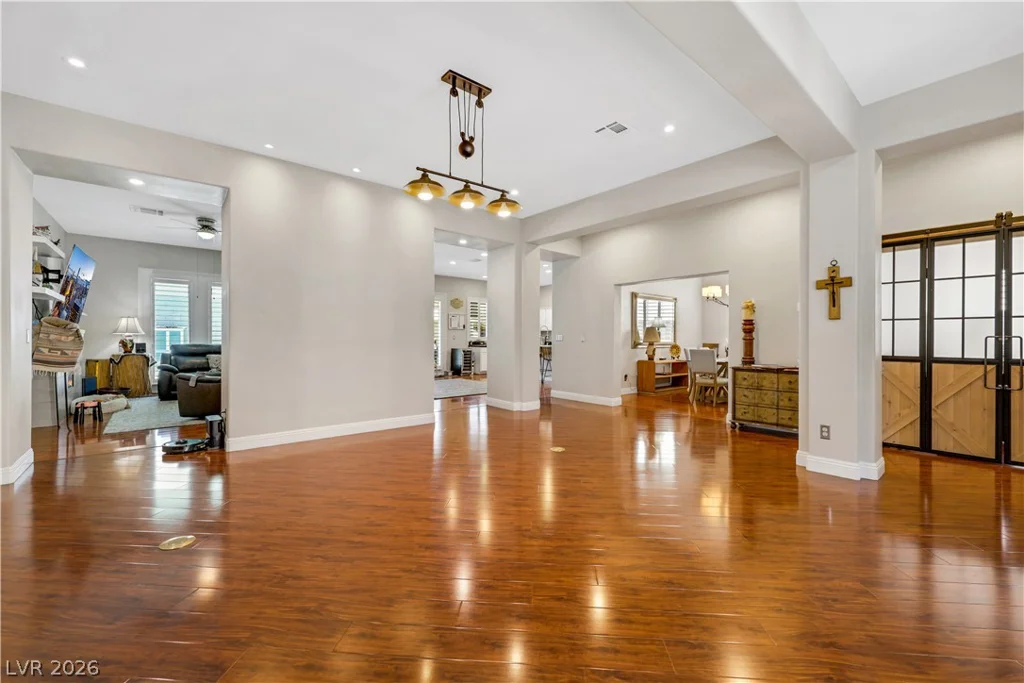 7135 Comanche Canyon, Las Vegas, NV 89113