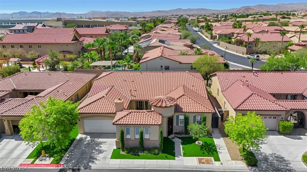 7135 Comanche Canyon, Las Vegas, NV 89113