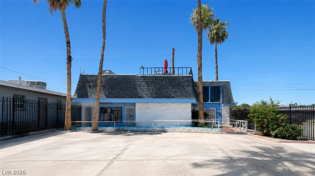 5900 Boulder, Las Vegas, NV 89122
