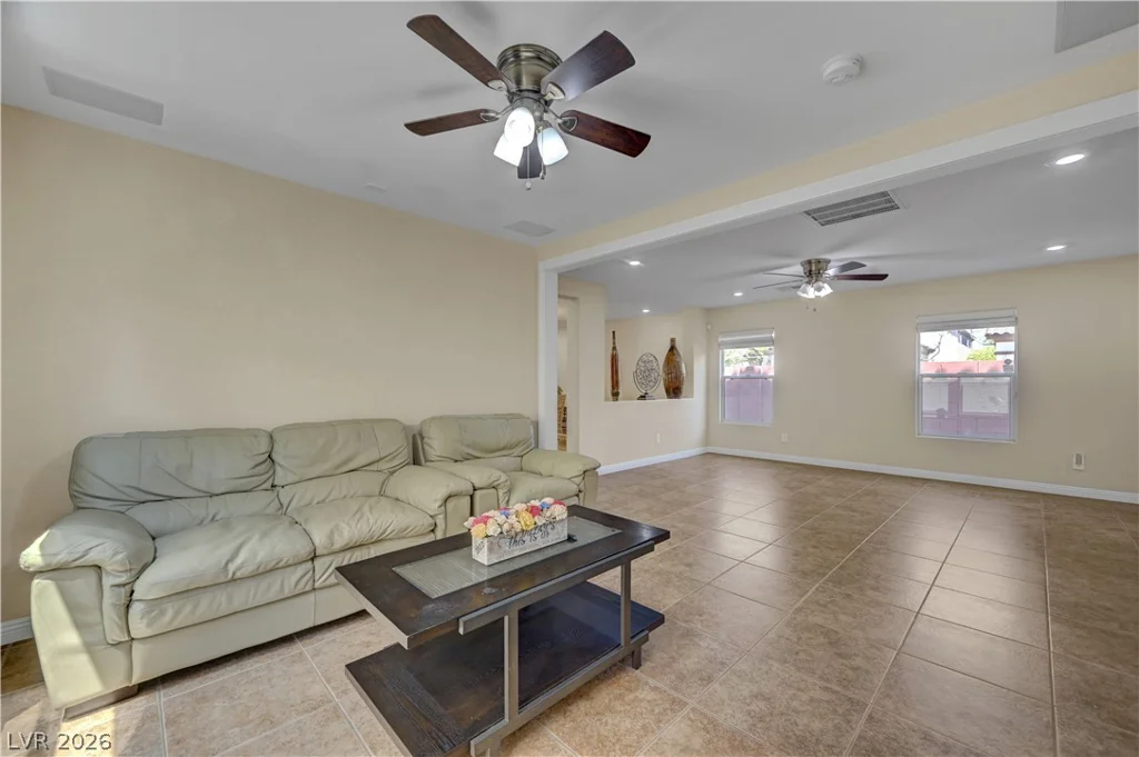 507 Teedale, Las Vegas, NV 89178