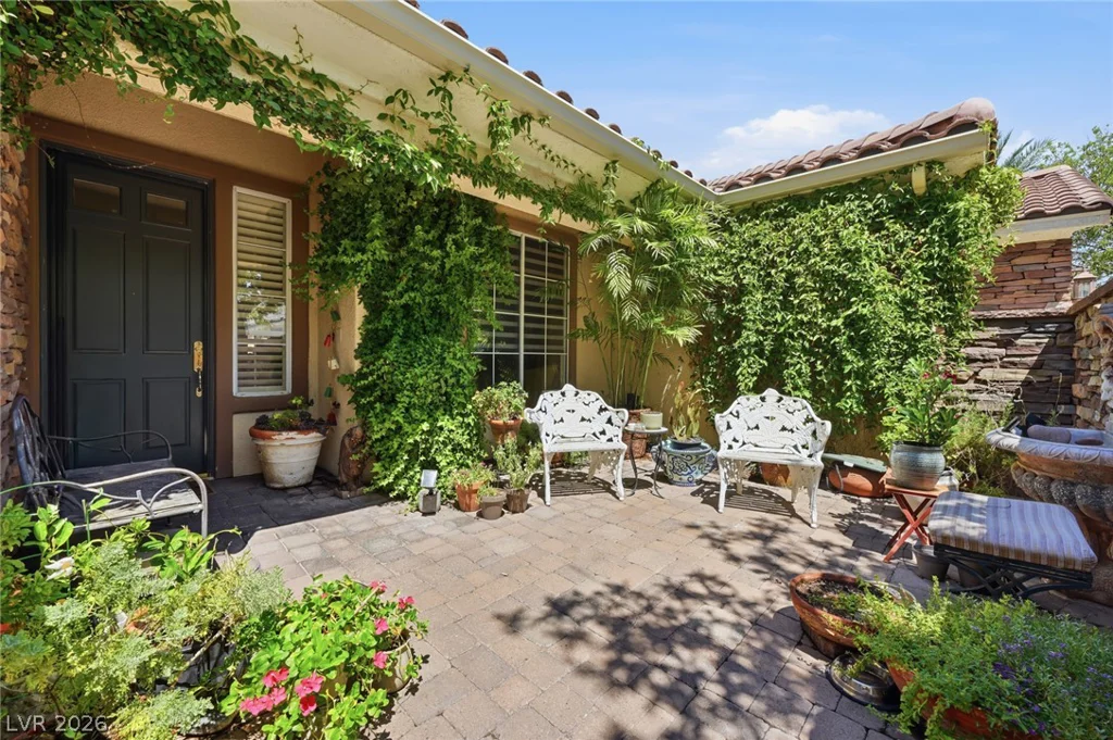 2753 Vikings Cove, Las Vegas, NV 89117