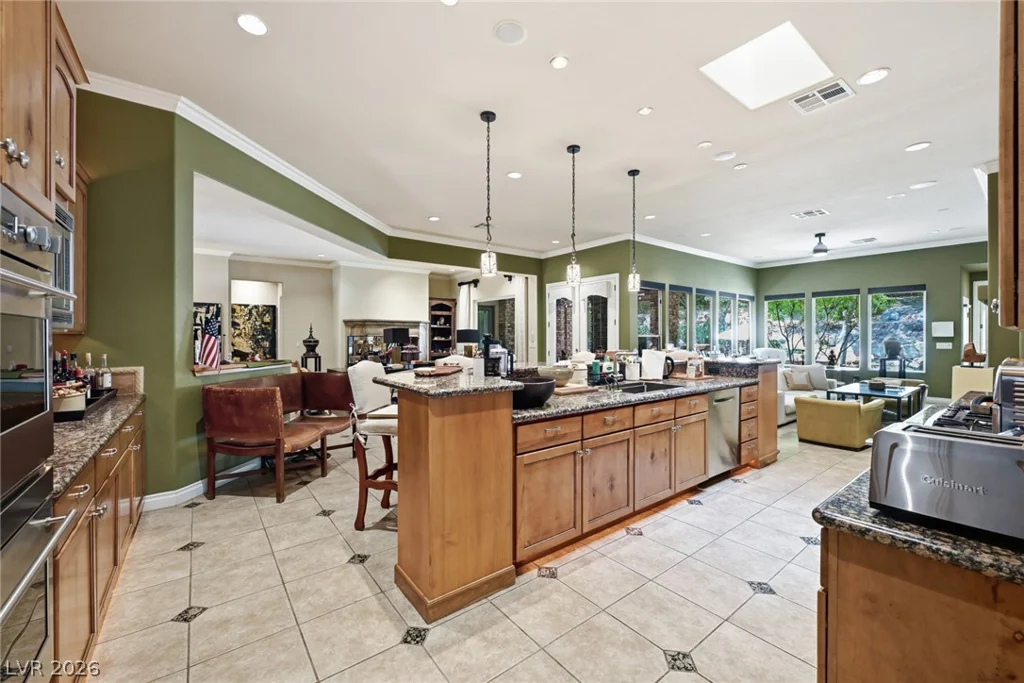 2753 Vikings Cove, Las Vegas, NV 89117