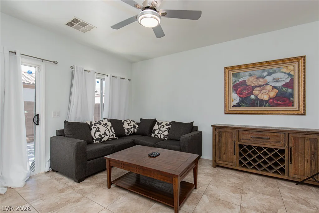 5565 Danforth, Las Vegas, NV 89141