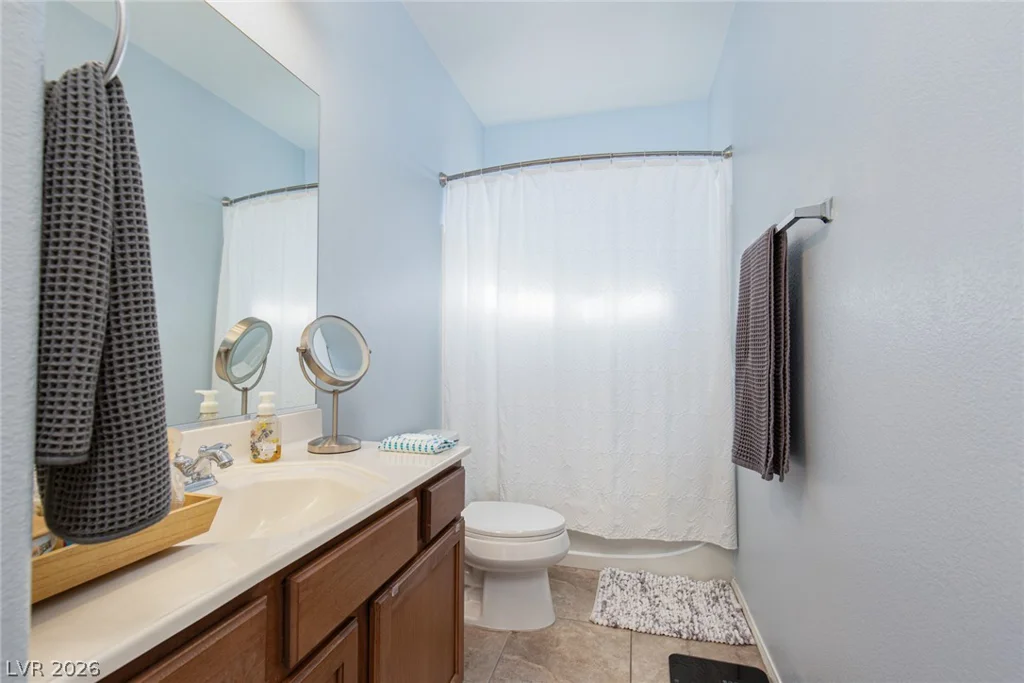 5565 Danforth, Las Vegas, NV 89141