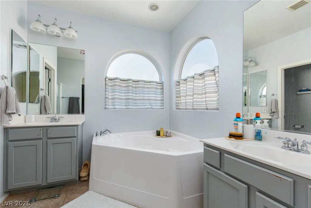 5565 Danforth, Las Vegas, NV 89141