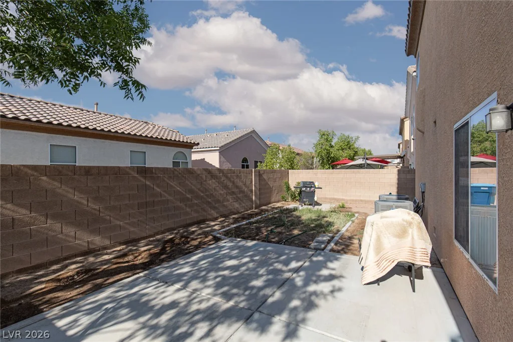 5565 Danforth, Las Vegas, NV 89141