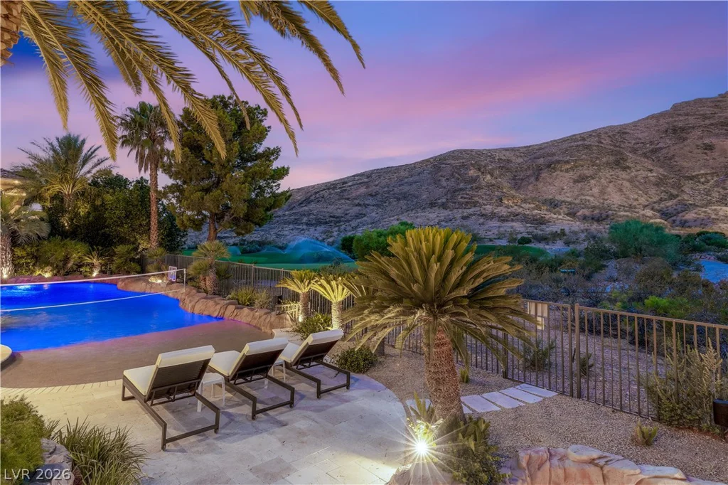 2793 Red Arrow, Las Vegas, NV 89135