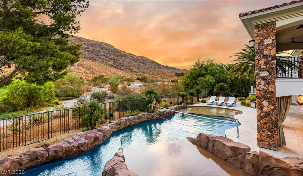2793 Red Arrow, Las Vegas, NV 89135