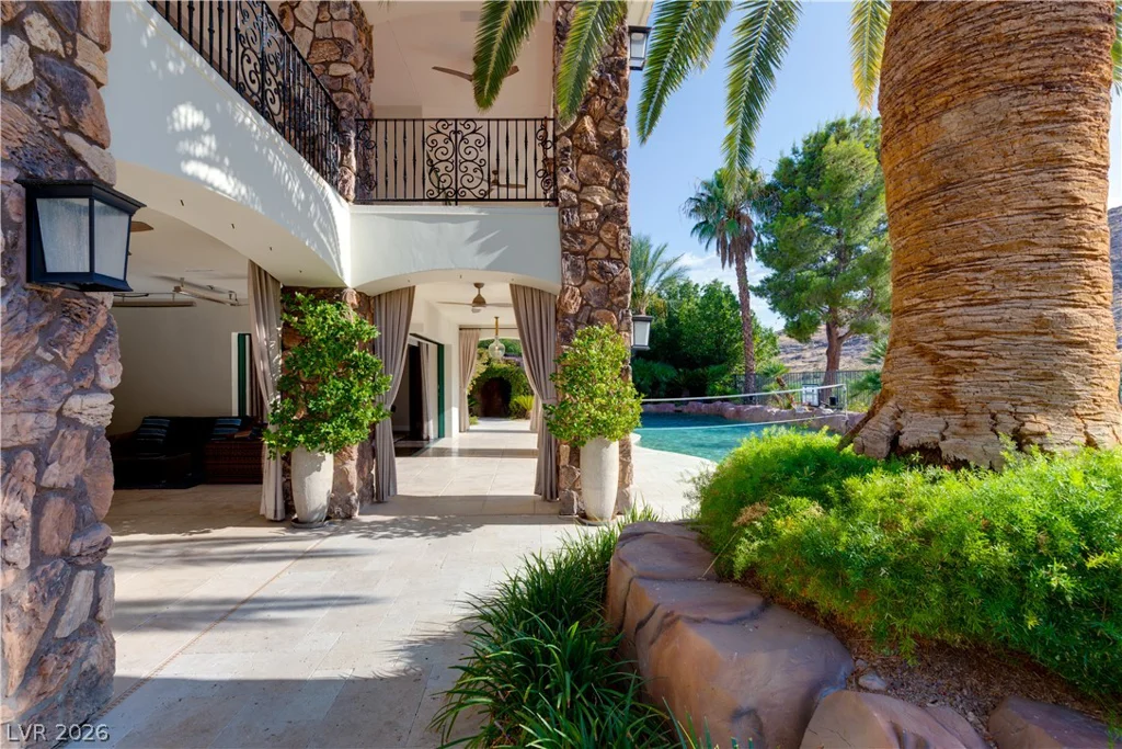 2793 Red Arrow, Las Vegas, NV 89135