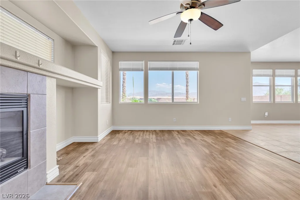 8130 Buffalo Clan, Las Vegas, NV 89131