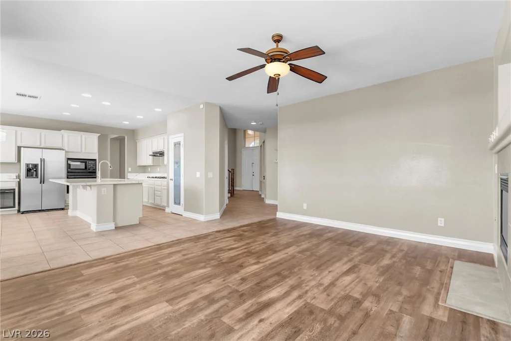 8130 Buffalo Clan, Las Vegas, NV 89131