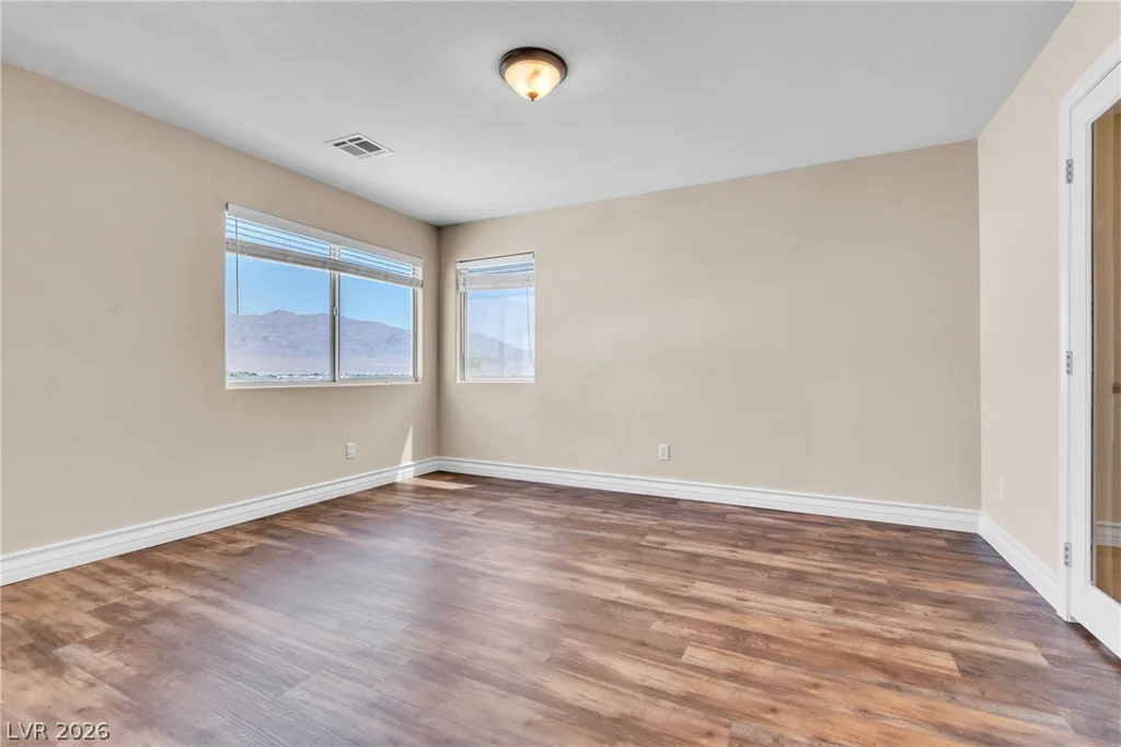 8130 Buffalo Clan, Las Vegas, NV 89131