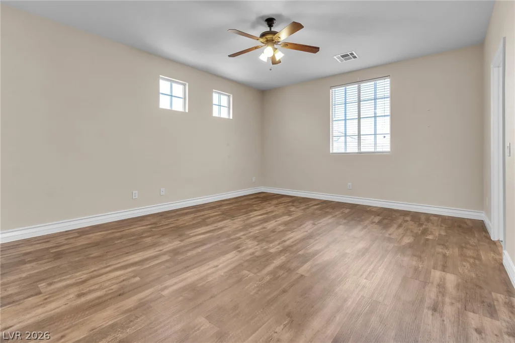 8130 Buffalo Clan, Las Vegas, NV 89131