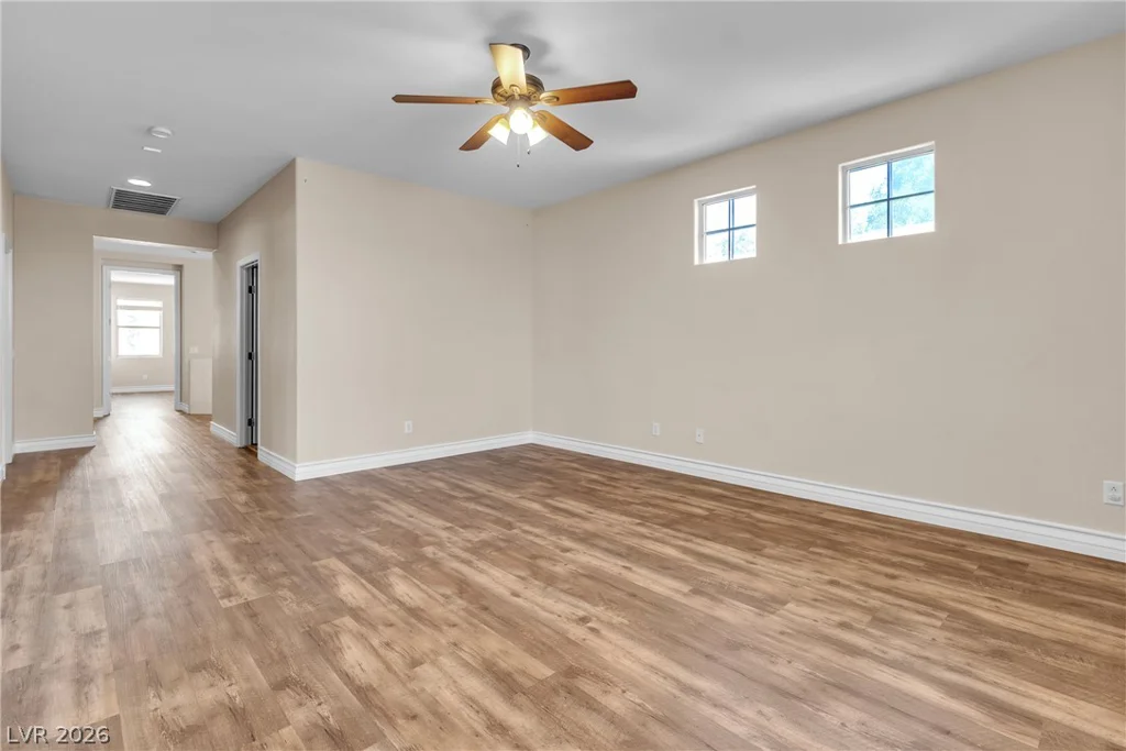 8130 Buffalo Clan, Las Vegas, NV 89131