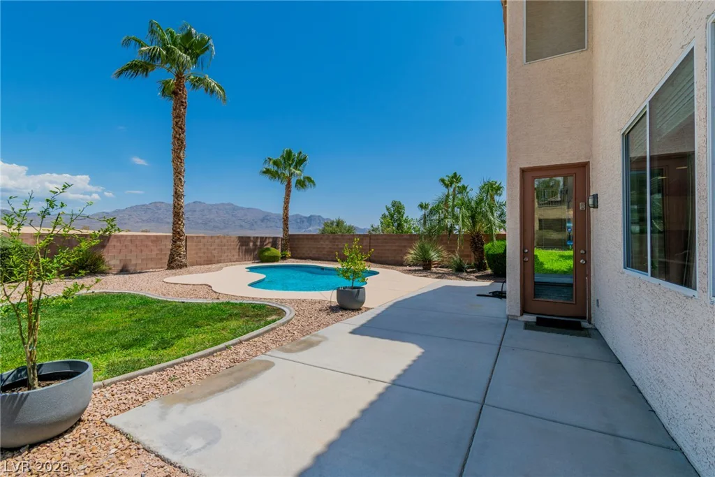 8130 Buffalo Clan, Las Vegas, NV 89131
