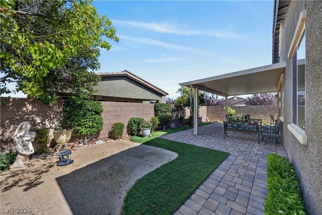 1844 Navajo Falls, Henderson, NV 89044