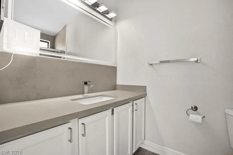 2521 Charteroak, Las Vegas, NV 89108