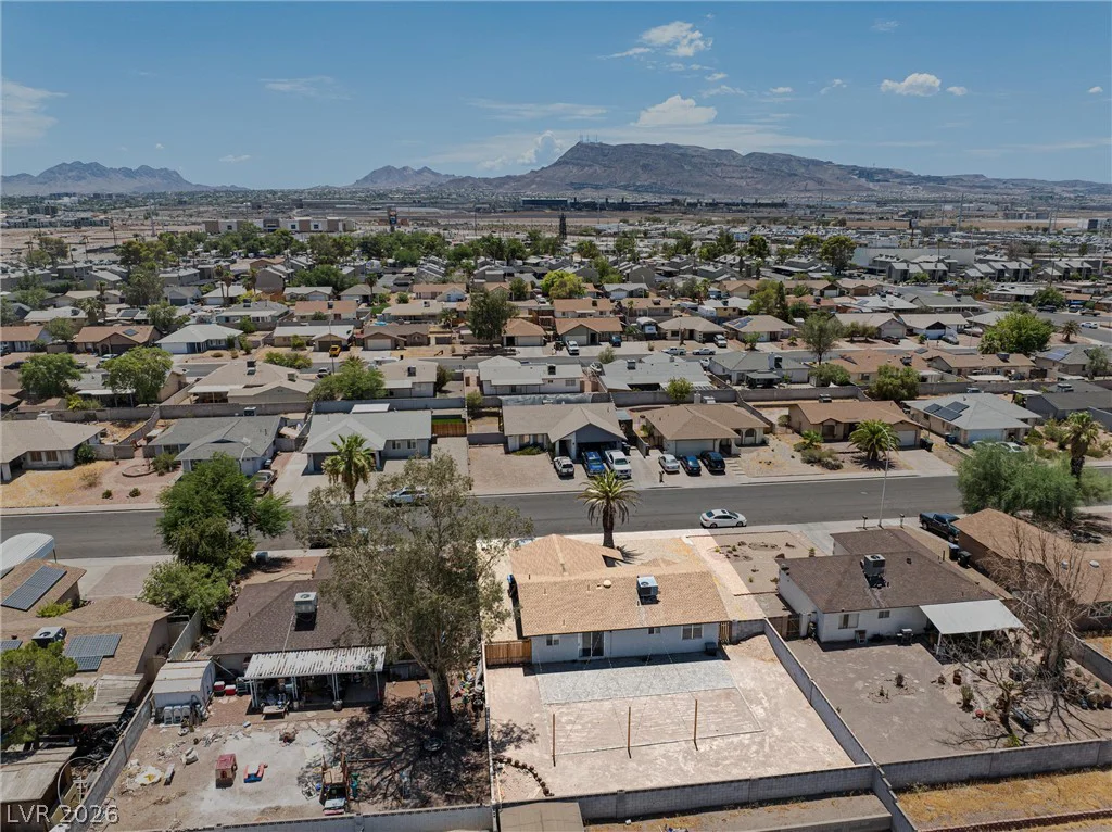 525 Van Dornum, Henderson, NV 89011