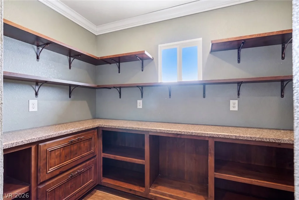 567 Dutchman, Henderson, NV 89011