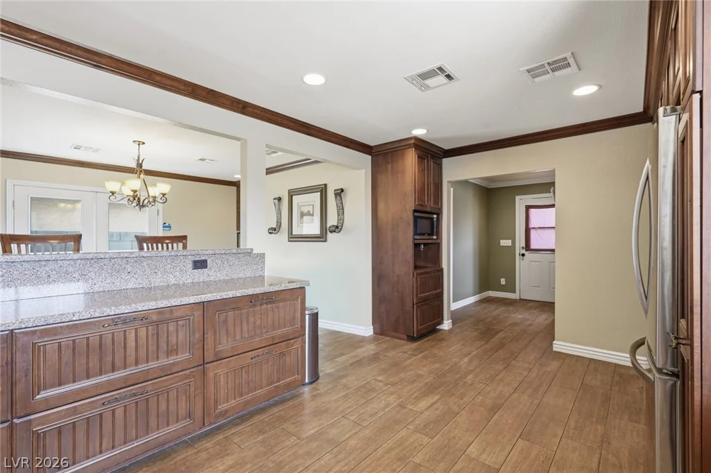 567 Dutchman, Henderson, NV 89011