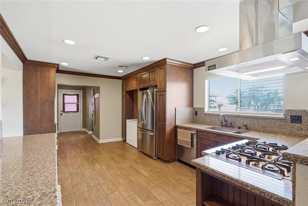 567 Dutchman, Henderson, NV 89011