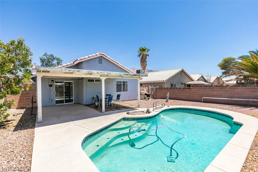 2349 Black Bush, Las Vegas, NV 89156