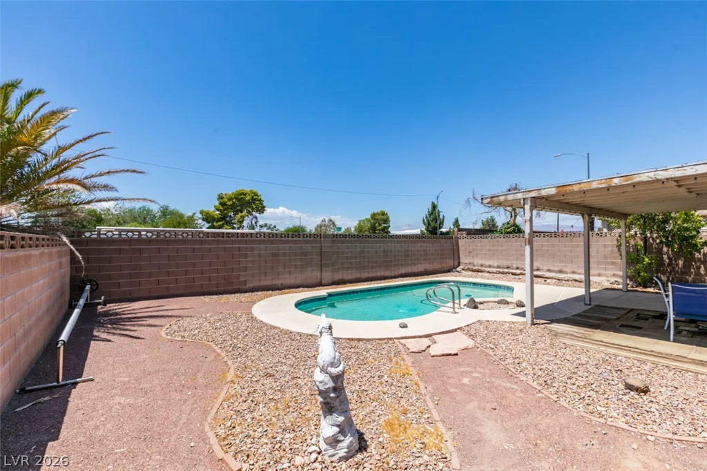 2349 Black Bush, Las Vegas, NV 89156