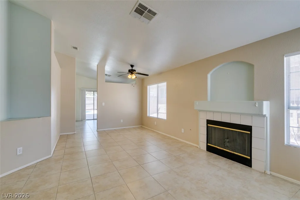 2349 Black Bush, Las Vegas, NV 89156
