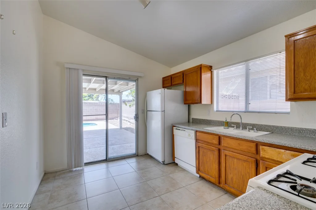 2349 Black Bush, Las Vegas, NV 89156