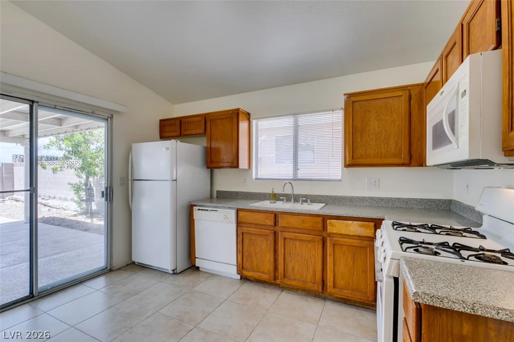 2349 Black Bush, Las Vegas, NV 89156