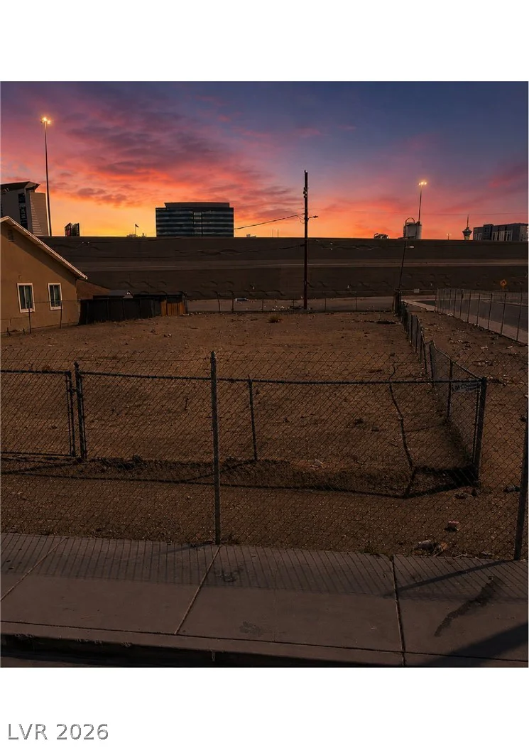 633 McWilliams, Las Vegas, NV 89106